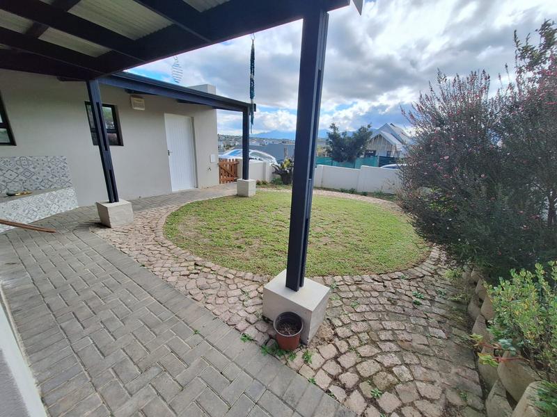 2 Bedroom Property for Sale in Blue Mountain Village Western Cape